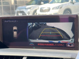 【サイド&バックカメラ】停車・駐車時に死角になりがちな運転席から見えづらいサイドとリアの障害物を確認できます!雨天時や夜間などは特に活躍してくれるアイテムです。