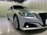LEDヘッドライトです。デザイン性がよくとても明るいので、夜間の走行や悪天候でも安心です。しかも長寿命!