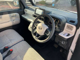 自社整備工場併設! 納車整備からアフターフォローまでお任せください。 車検や定期点検、オイル交換はもちろん、ナビやドラレコ、バックカメラ、ETC等の取り付けも当店にお任せください。