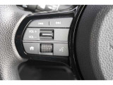 ステアリングスイッチ付きなので、運転中も安全に手元でオーディオの操作ができます!