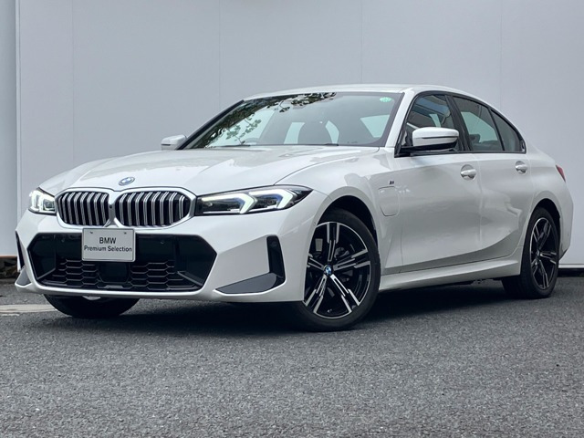 3シリーズセダン 330e Mスポーツ 