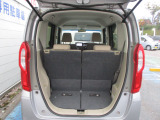 荷室は広々♪使い勝手も要領もばっちりです!
