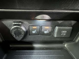 シートヒーター付いてます♪エアコンより先に温まるので冬場の運転も快適です♪