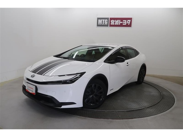 プリウス1.8 X E-Four 4WD