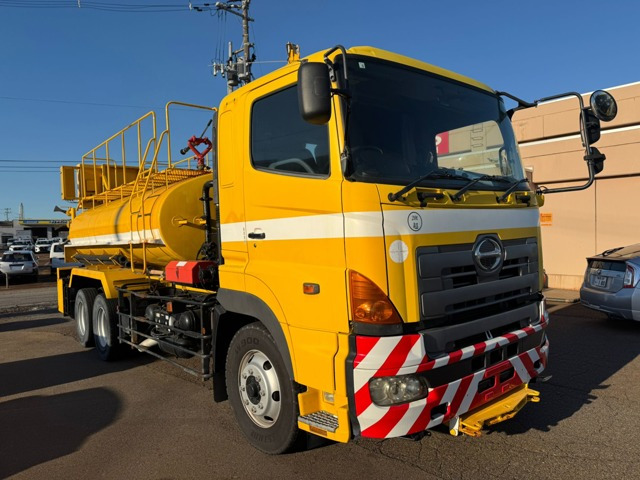 プロフィア 散水車 10000KG積載量