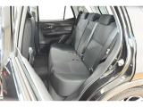 中古車をキレイで気持ちよくお乗りいただけるよう、エンジンルームからシートを外した洗浄まで、目に見えない部分も徹底的に洗浄しています!