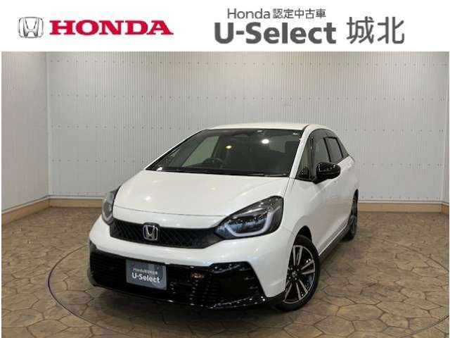 フィット 1.5 e:HEV RS （6AA-GR3）