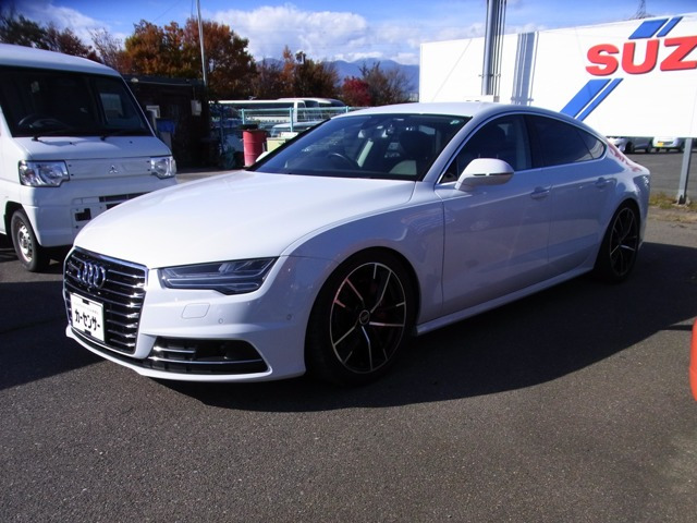 A7スポーツバック3.0 TFSI クワトロ 4WD