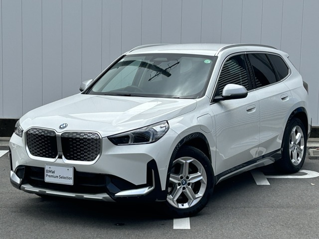 iX1xドライブ30 xライン 4WD