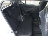 内装もキレイです♪ また、シートカバーの取付等も承ってましたのでお気軽にご相談ください♪