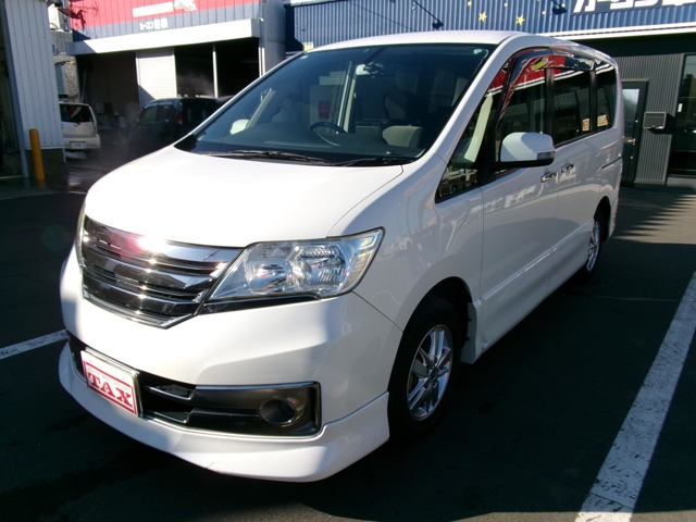 セレナ2.0 ライダー ブラックライン 4WD