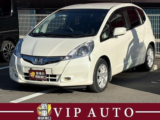 フィットハイブリッド1.3 ナビプレミアムセレクション