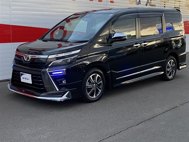 ヴォクシー 2.0 ZS 煌II 4WD 