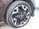 15インチの純正アルミホイール付きです☆(右前)