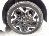 アルミホイールはホンダ純正なので安心!しかも車のデザインにもマッチしています。