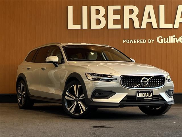 V60クロスカントリーT5 AWD プロ 4WD4WD 本革シート