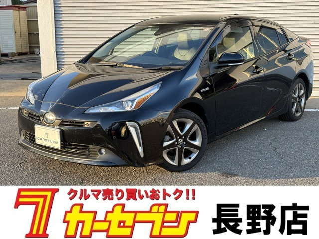 プリウス1.8 A ツーリングセレクション E-Four 4WD