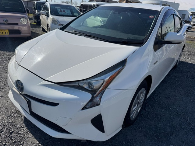 トヨタ プリウス 