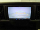 バックモニターを装備しています。車庫入れ時等に車両後方が確認出来るのでとても便利です。