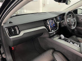 ◆LIBERALAは、輸入車選びの新たなスタイルを提案するインポート・セレクト・ブランドです。オーナー様となる方がクルマから直接感じる感性を第一にした、最良の一台との出会いをコーディネートいたします。