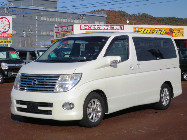 エルグランド2.5 ハイウェイスター 4WD