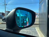 ブルーミラーで後方視界安心