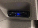 いまや快適なカーライフに欠かせないETCが付いています。
