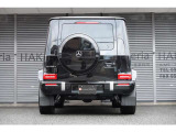 【ローンチエディション限定車】ボディー同色スペアタイヤリング・アダプティブダンピングシステム。