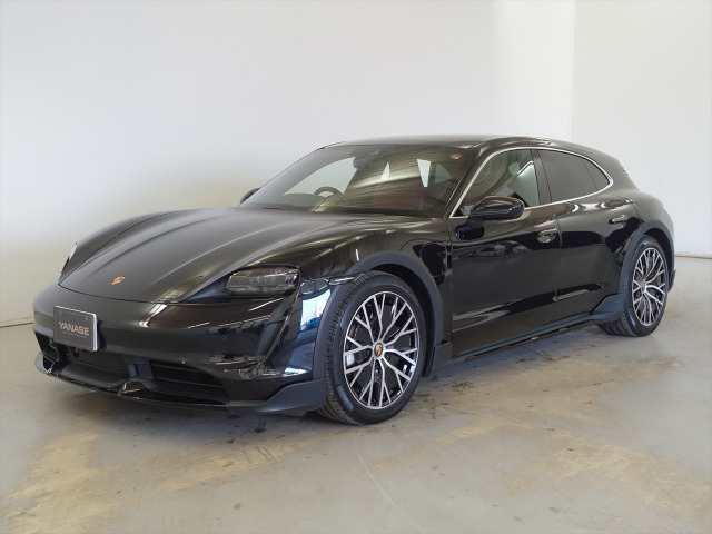 タイカンクロスツーリスモターボ