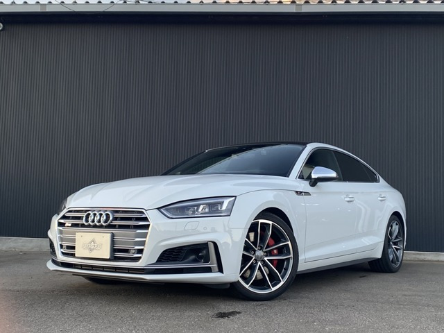 S5スポーツバック3.0 4WD