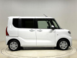 ドアは約90度に開くので荷物も積み込みやすく、乗り降りもしやすい♪ ロングドライブも快適に過ごせる工夫がいっぱいです♪♪