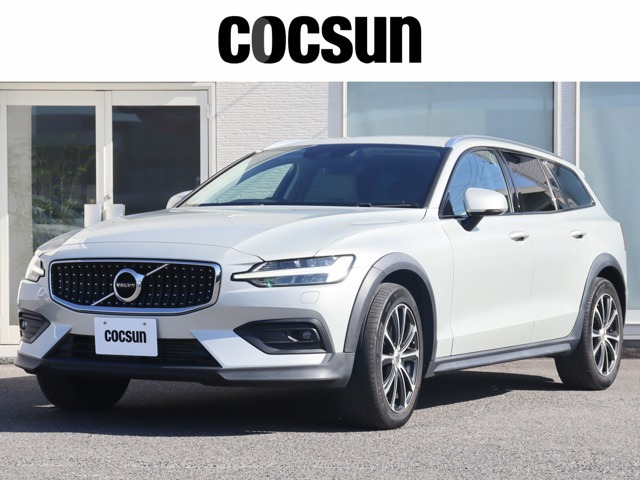 V60クロスカントリーT5 AWD 4WDワンオーナー 本革シート シートヒーター