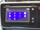 ナビ機能だけでなく、フルセグ、Bluetooth、DVDとCD再生などのオーディオ機能がついています!