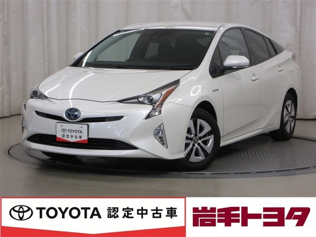 トヨタ プリウス 