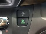 ★ECONスイッチ★ エコドライブを加速しよう!スイッチをONにすると、運転の仕方によるロスを抑え込み燃費をよくするようクルマが頑張ります(*^ー^*)燃費向上にチャレンジ♪