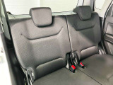 【リアシート】フロントシートのみでなく、リアシートもきれいな状態です★ぜひ一度ご確認下さい★