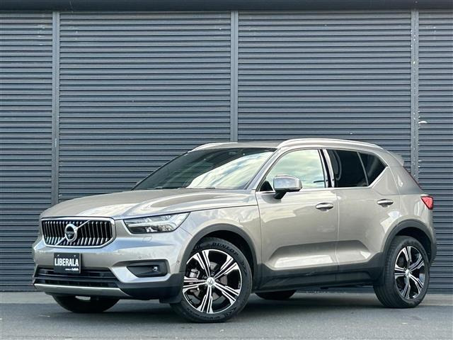XC40B4 AWD インスクリプション 4WD4WD 本革シート