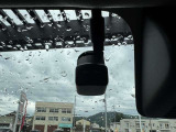 【ドライブレコーダー】時間に合わせた情報をしっかりと録画録音いたします。運転に際してのトラブルや事故などの映像もしっかりと録音録画いたします。