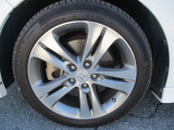 純正18インチアルミを装着!お洒落は足元から♪♪