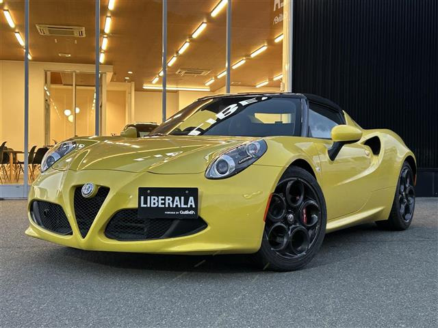 4Cスパイダー本革シート 修復歴無し