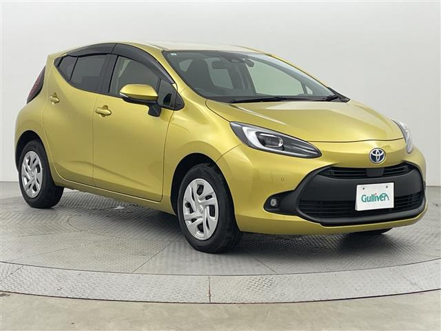 アクア1.5 X E-Four 4WD4WD 修復歴無し