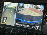 アラウンドビューモニターは、死角になりやすい左前のみを映し出すことも可能です。1人で運転している時も、運転席に座ったまま障害物の確認ができて便利で安心ですね!