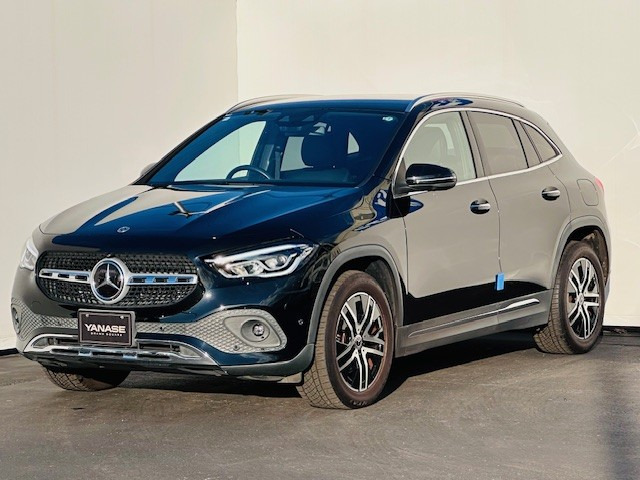 GLAクラスGLA200d 4マチック 4WDナビゲーションパッケージ