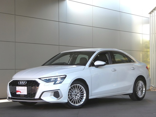 A3セダン30 TFSI アドバンスド