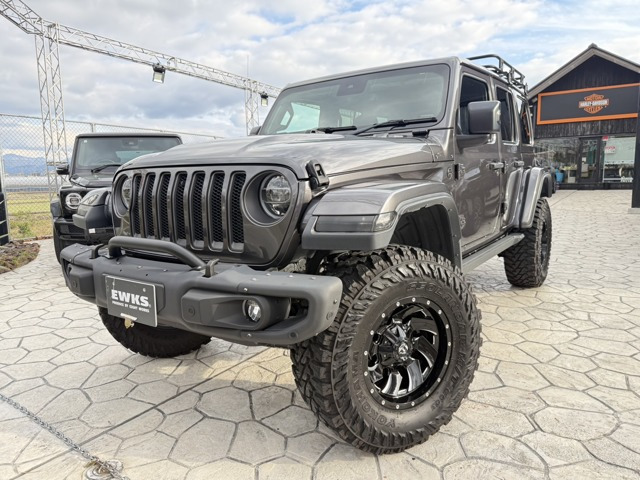 ラングラー アンリミテッド サハラ 4WD 3.6L 4WD