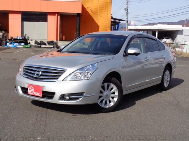 ティアナ2.5 250XL FOUR 4WD