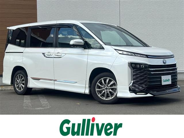 ヴォクシー1.8 ハイブリッド S-Z E-Four 4WDワンオーナー