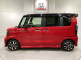購入後も自社指定整備工場完備でお客様の愛車をしっかりサポート致します!御納車時には安全かつ安心してお乗り頂けるようホンダ専門知識を持つ整備スタッフが点検・整備・装備も説明をしてお渡ししております。