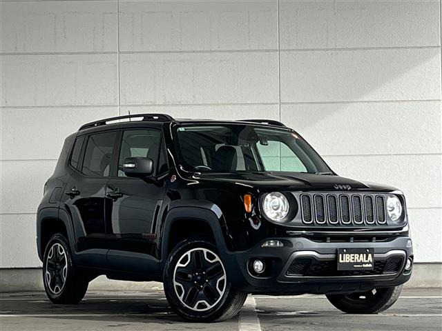 レネゲードトレイルホーク 4WD修復歴無し