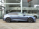 【主要装備】AWD レザーシート サンルーフ シートベンチレーション ディナウディオサラウンド 360度カメラ 200V充電ケーブル付属 アップルカープレイ アンドロイドオート SOH延長保証保証付帯
